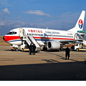 九寨黄龙机场物流航空快运业稳步发展的原因是什么？